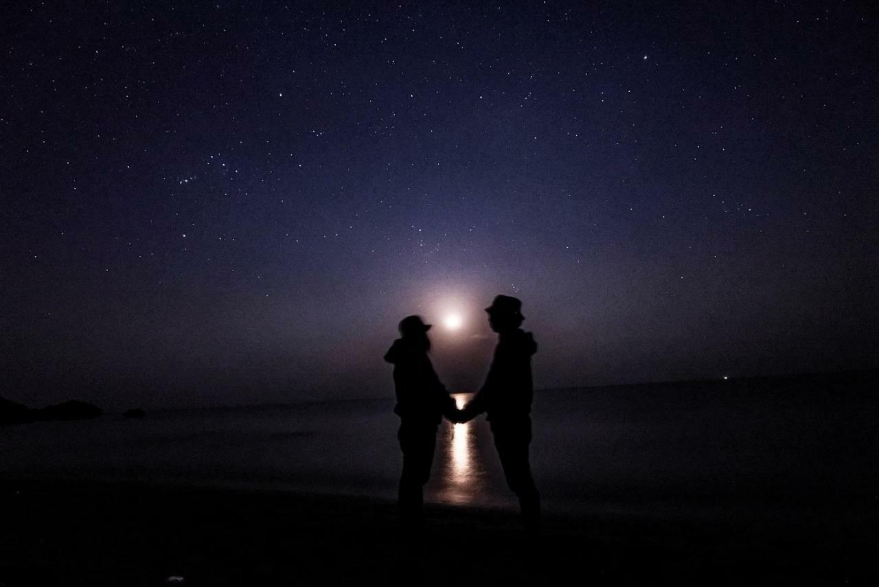 2019新築 ! Guest House Holoholo Beach Side Ishigaki  Kültér fotó